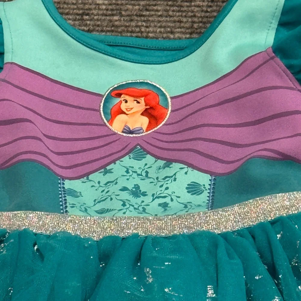 Lot of 2 Disney Princess Dresses Girls Sz 4/5 XS - Picture 5 of 5